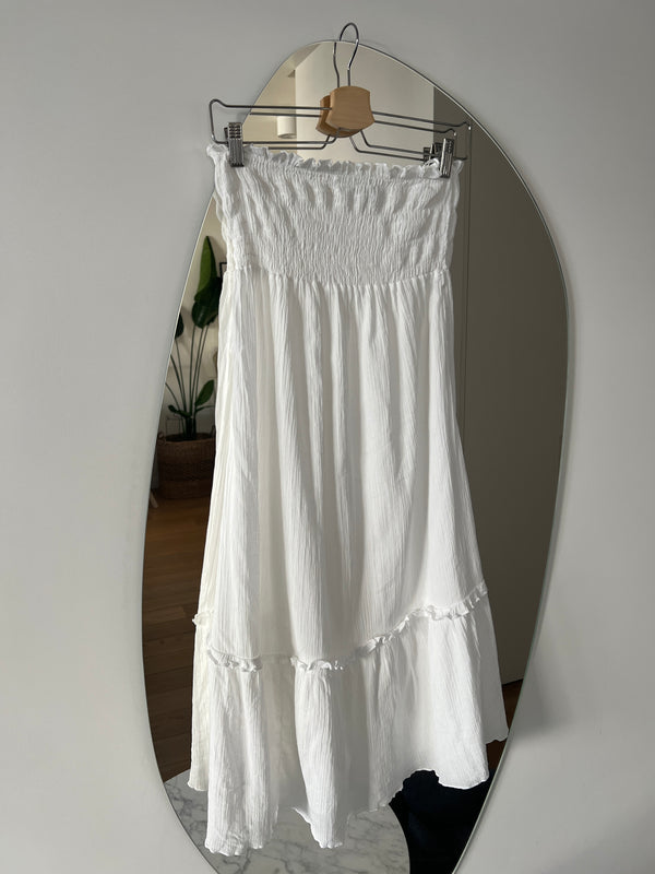 biała spódnica z gumką