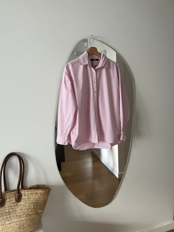 różowa koszula