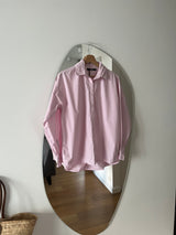 różowa koszula