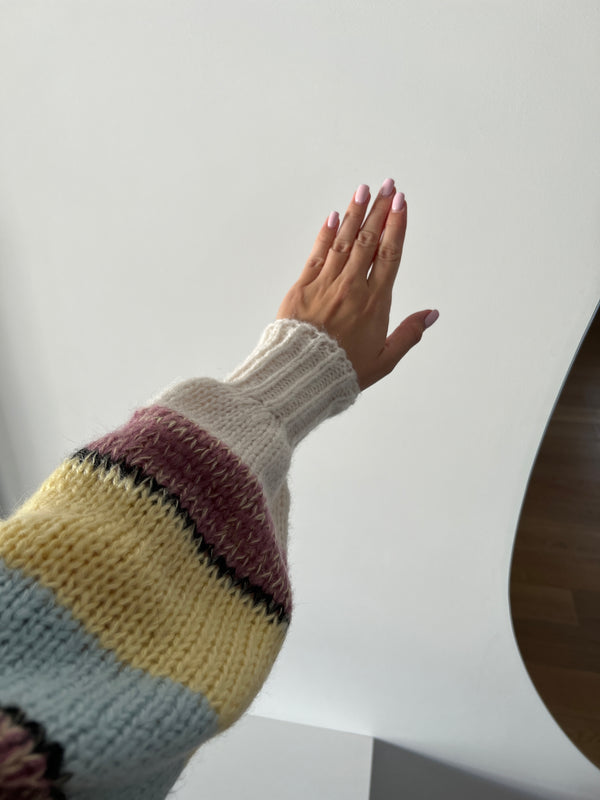 ręcznie robiony sweter